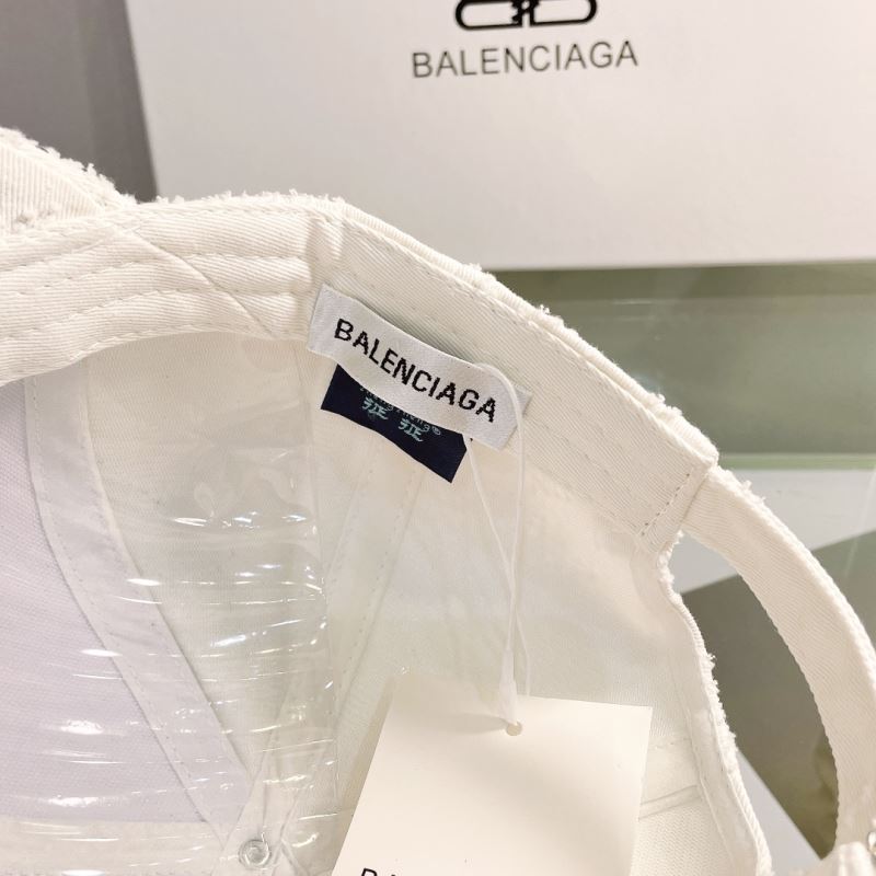 BALENCIAGA